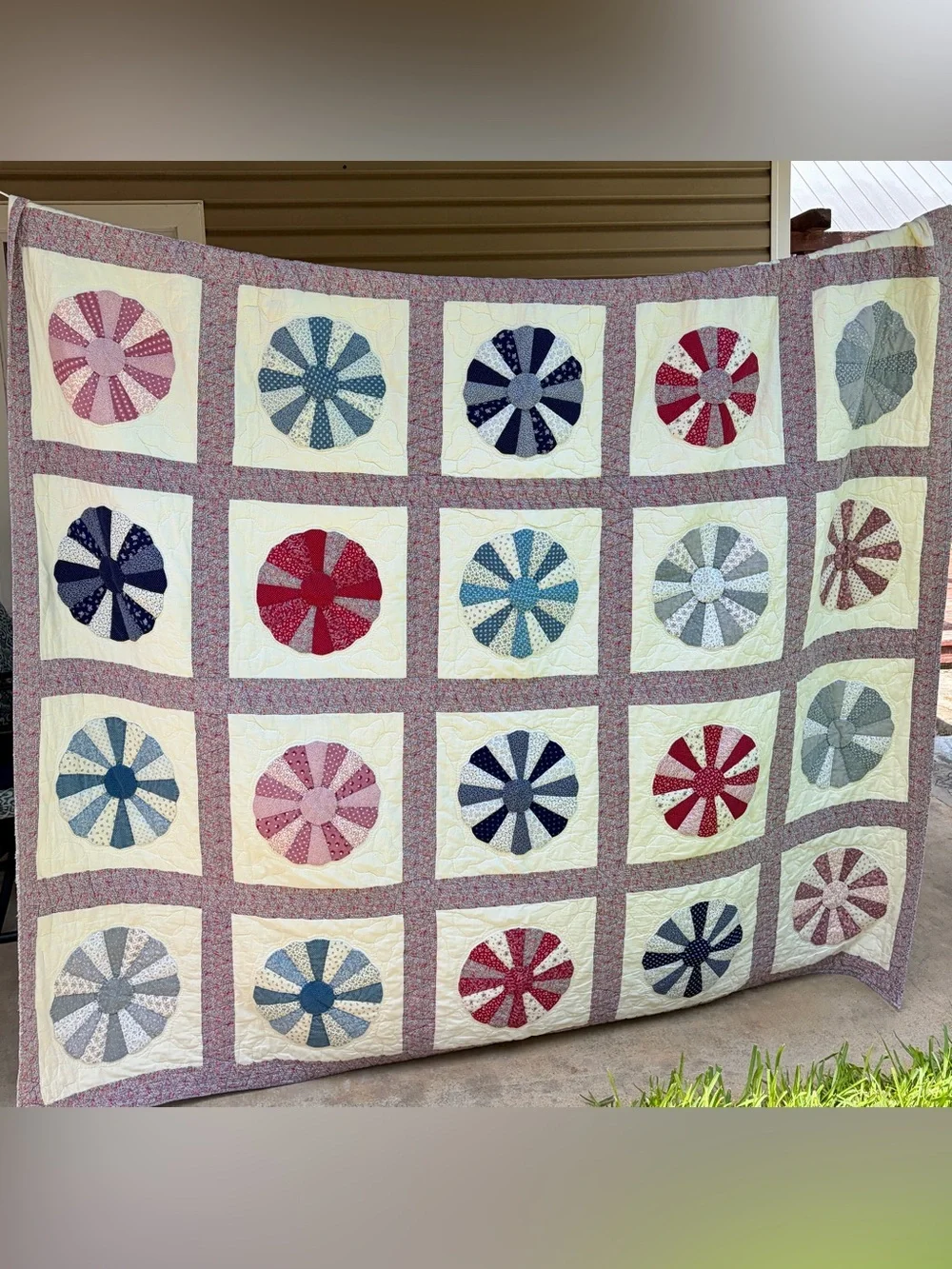 Vintage Handmade Dresden Plate Quilt - 84x85-Cottagecore Floral Patchwork Quilt